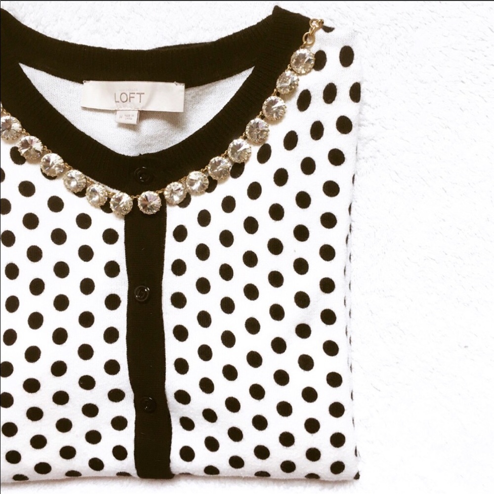 CUTE Loft polka dot cardigan! 🖤🖤